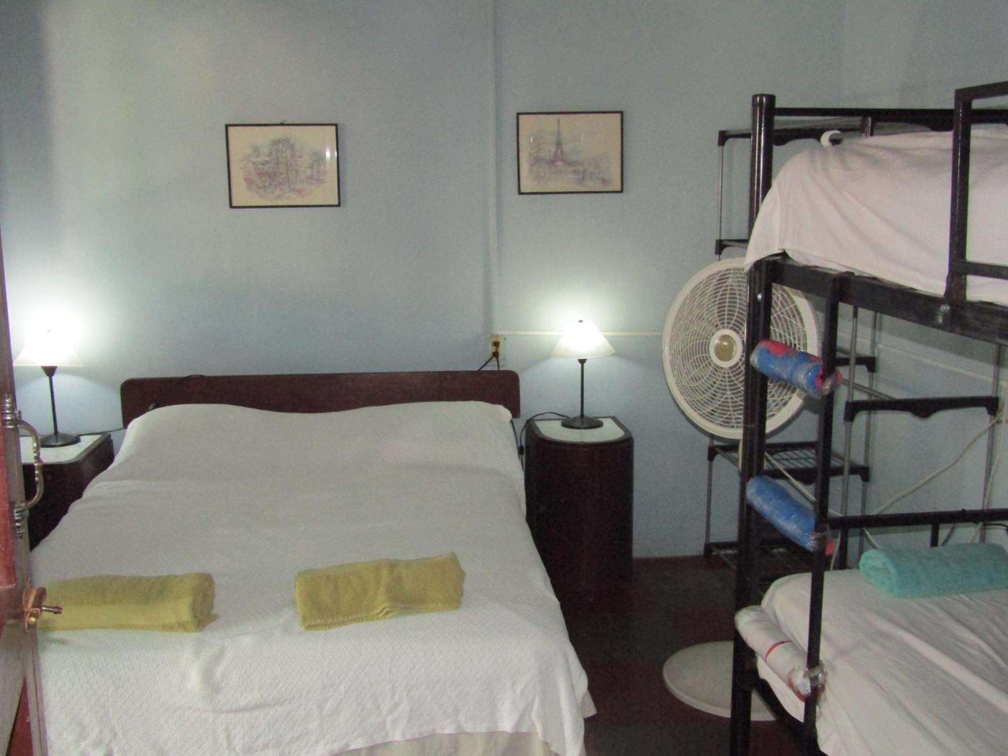 Casa Vieja Guest House Santa Ana Eksteriør billede