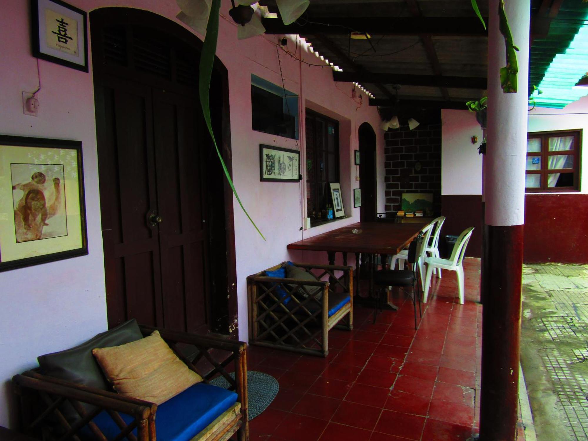 Casa Vieja Guest House Santa Ana Eksteriør billede
