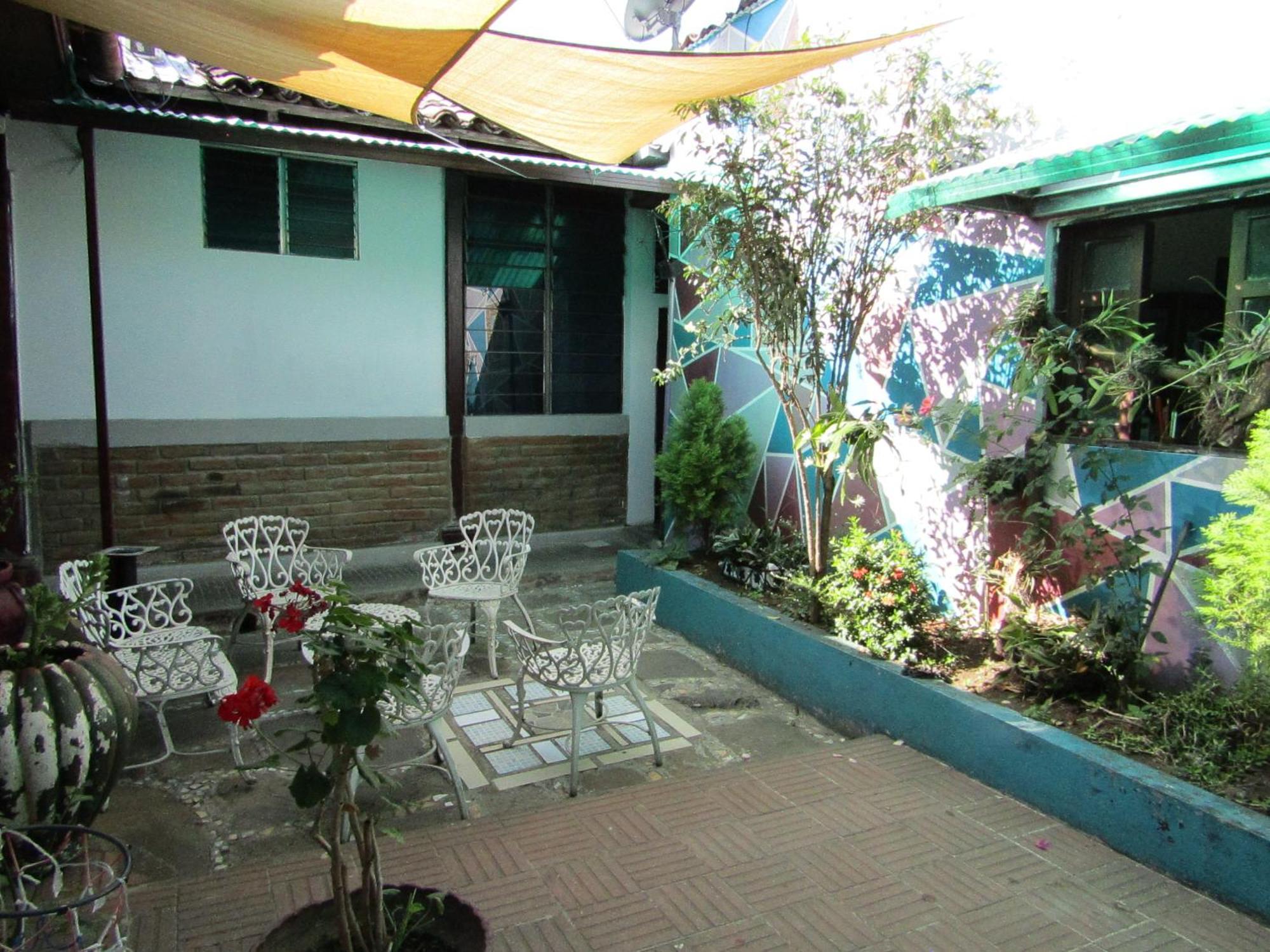 Casa Vieja Guest House Santa Ana Eksteriør billede