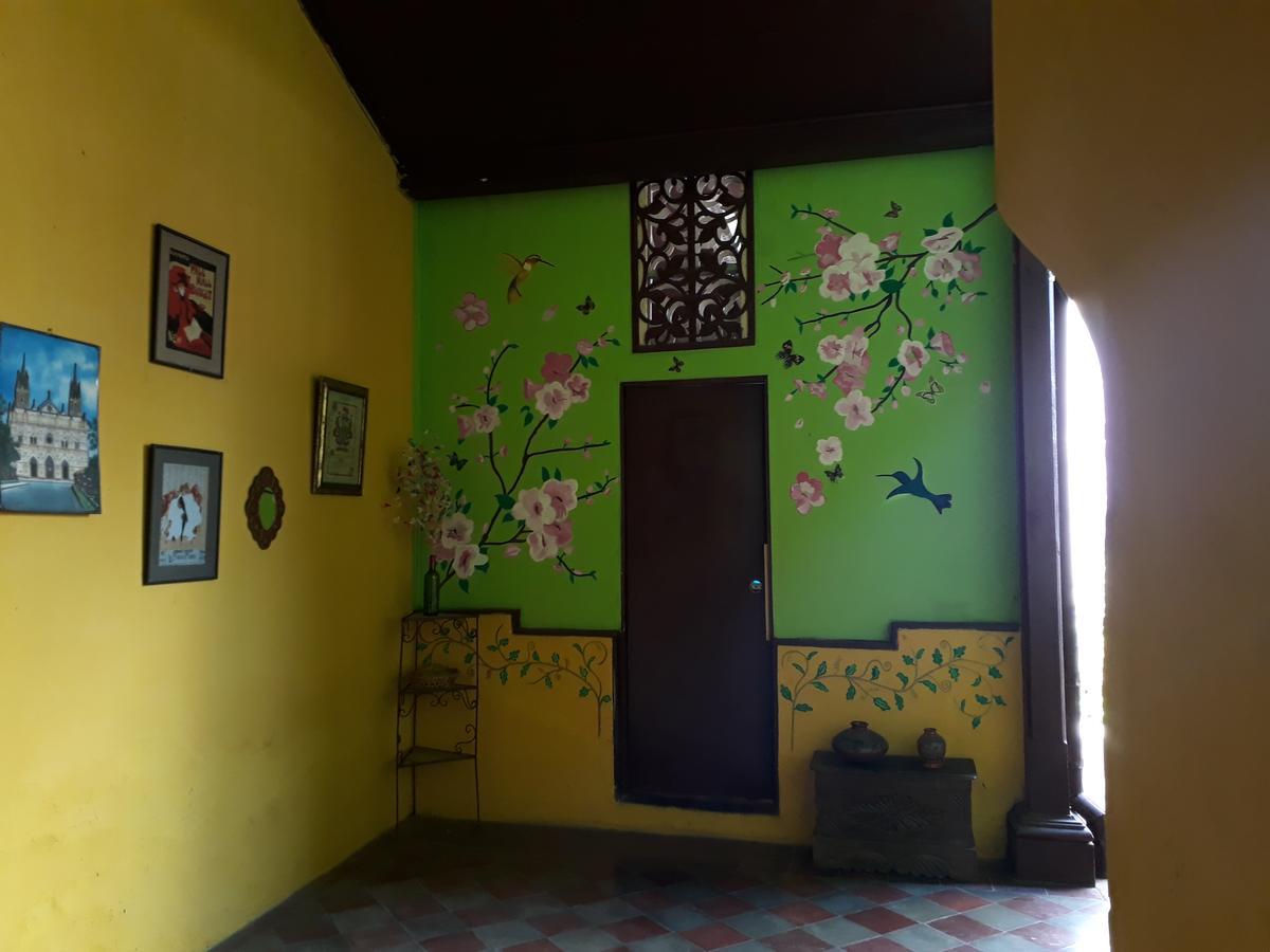 Casa Vieja Guest House Santa Ana Eksteriør billede